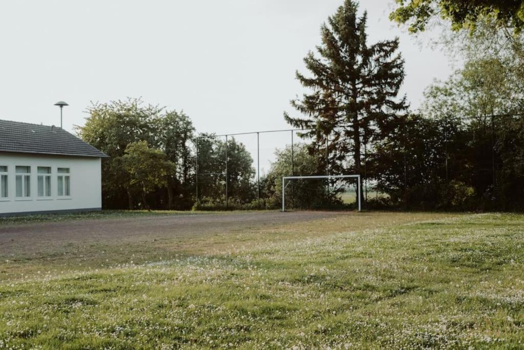 Villa Modernisiertes Fachwerkhaus In Rheinbach Bei Bonn Esterno foto